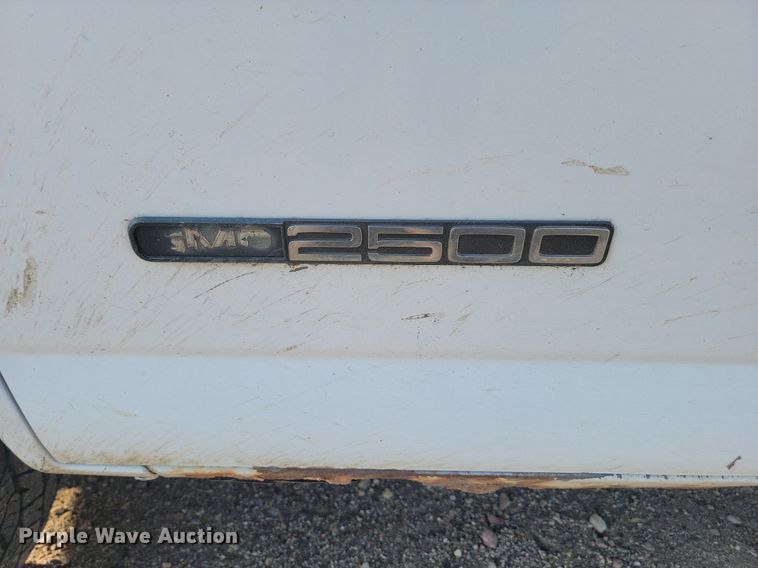 image for item LQ9233 2006 GMC 2500 Savana  van