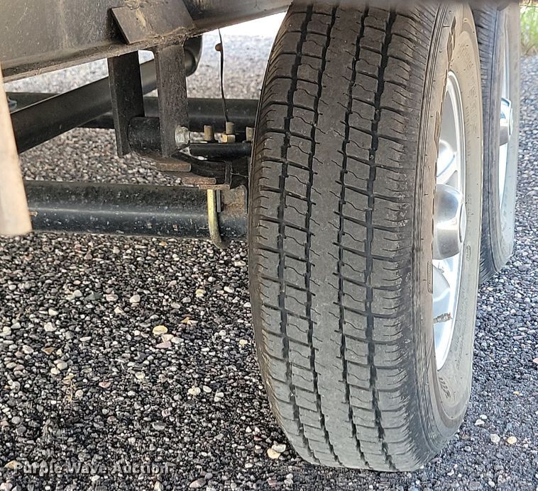 image for item LQ9235 2019 Artic Wolf 295QSL875  camper