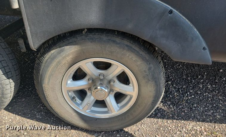 image for item LQ9235 2019 Artic Wolf 295QSL875  camper