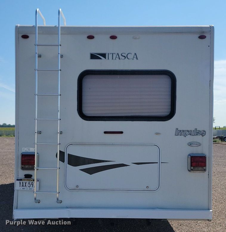 image for item LQ9236 2007 Winnebago Impulse  RV