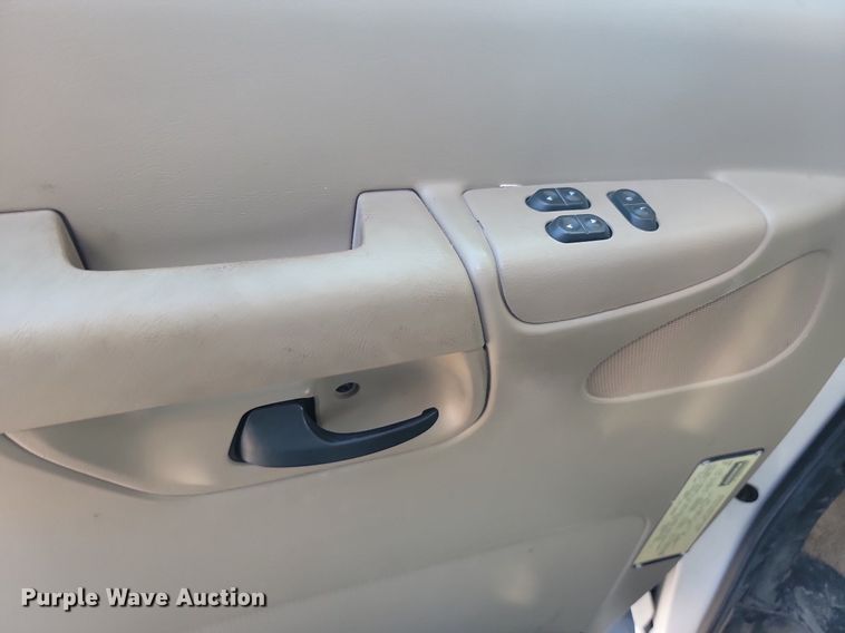 image for item LQ9236 2007 Winnebago Impulse  RV