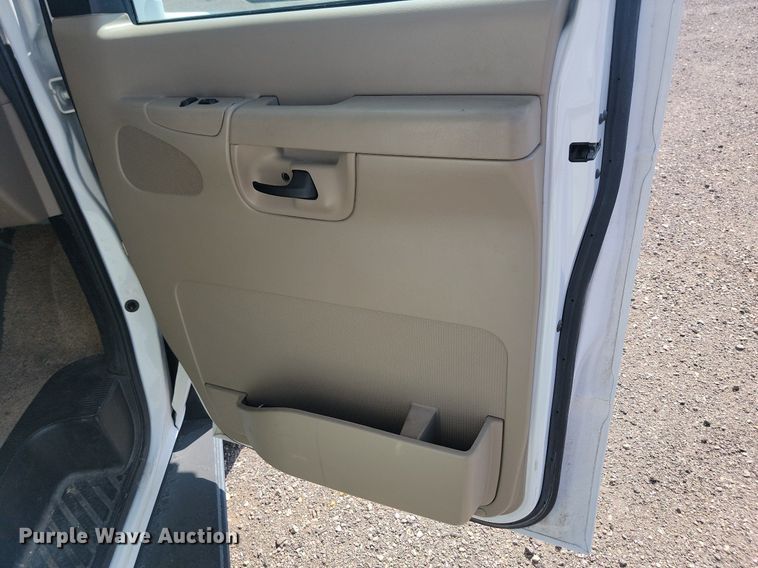 image for item LQ9236 2007 Winnebago Impulse  RV