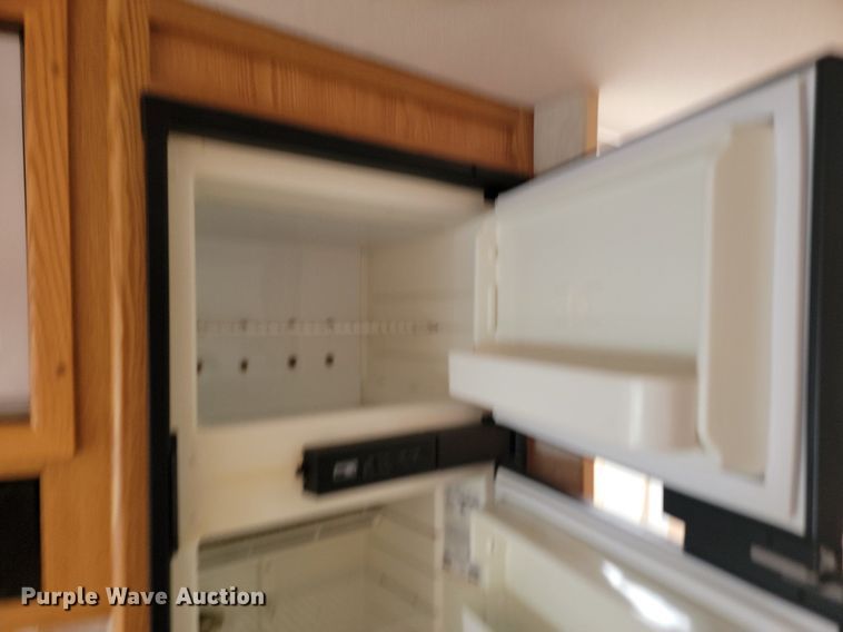 image for item LQ9236 2007 Winnebago Impulse  RV