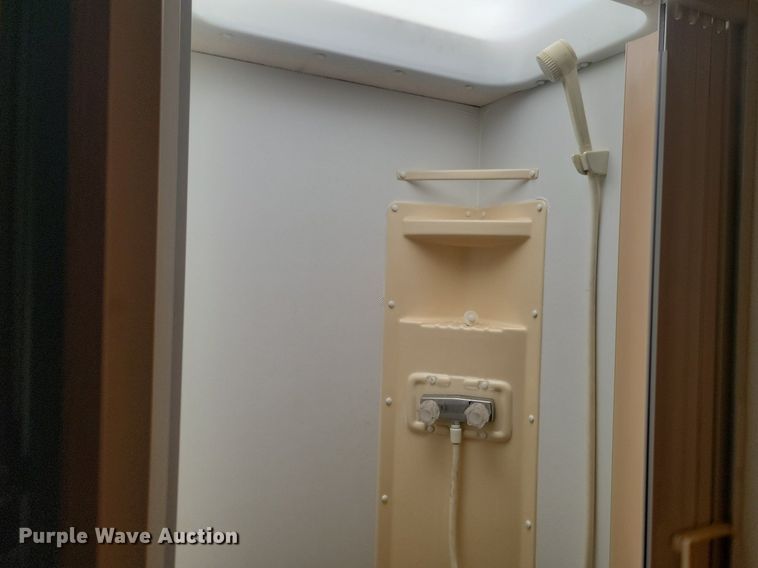 image for item LQ9236 2007 Winnebago Impulse  RV