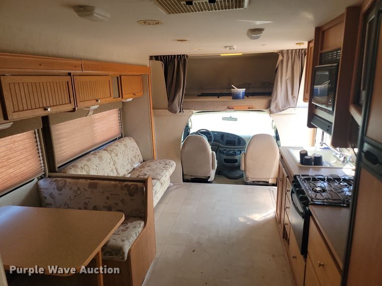 image for item LQ9236 2007 Winnebago Impulse  RV