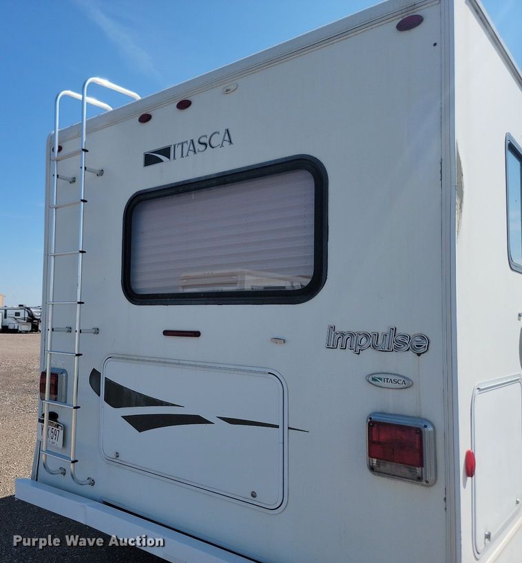 image for item LQ9236 2007 Winnebago Impulse  RV