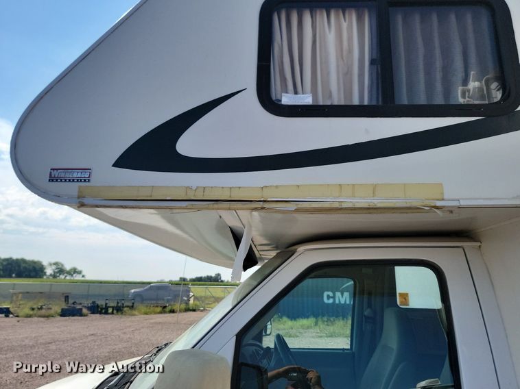 image for item LQ9236 2007 Winnebago Impulse  RV