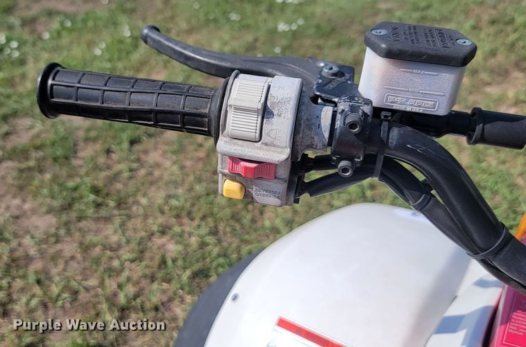 image for item LQ9263 2000 Polaris Trail Boss 325 ATV