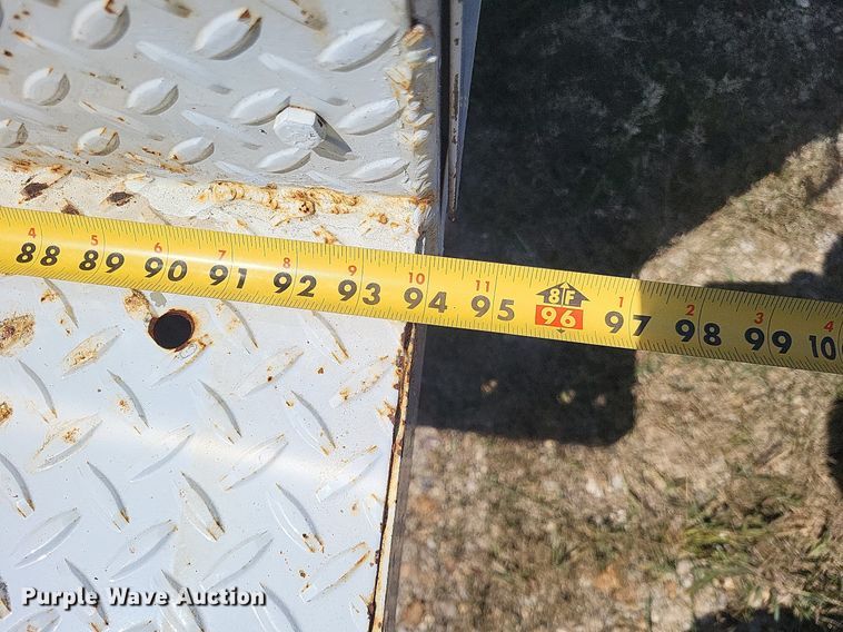 image for item LS9686 2001 Ford F350 Super Duty XL  Crew Cab utility bed pickup truck