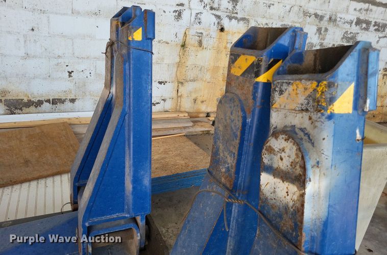 image for item LS9689 Rotary SP015-LC  two post automotive lift