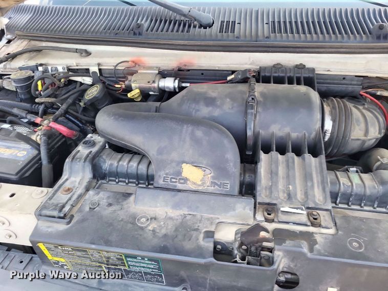 image for item LS9691 2003  Ford E450 Super Duty  shuttle bus