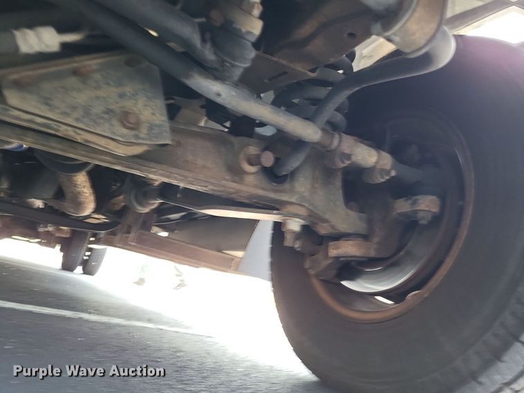 image for item LS9691 2003  Ford E450 Super Duty  shuttle bus