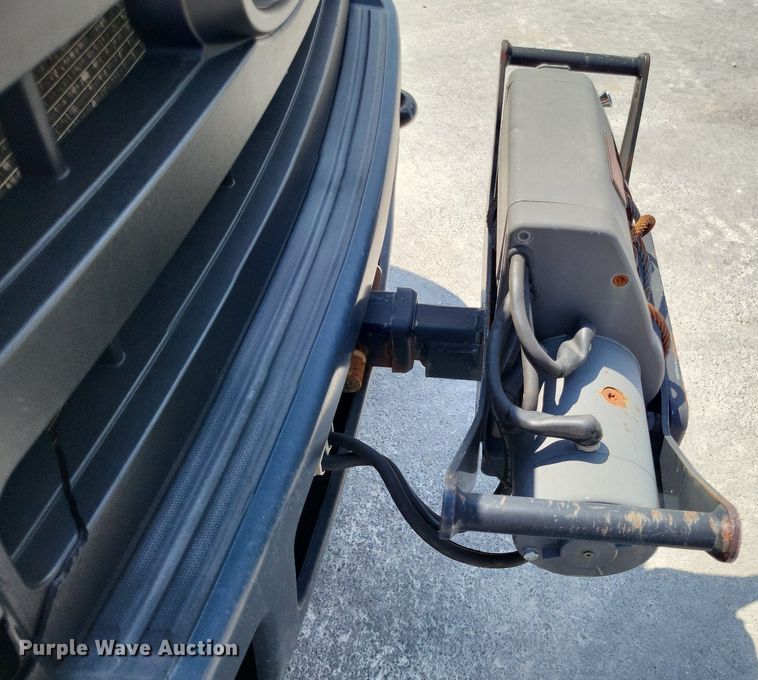 image for item LS9692 2010  Ford F250 Super Duty XL  SuperCab utility bed pickup truck