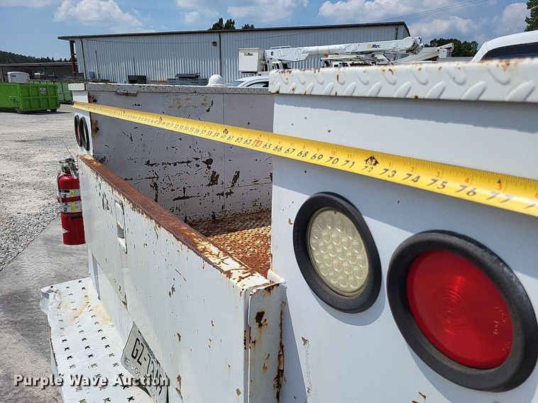 image for item LS9692 2010  Ford F250 Super Duty XL  SuperCab utility bed pickup truck