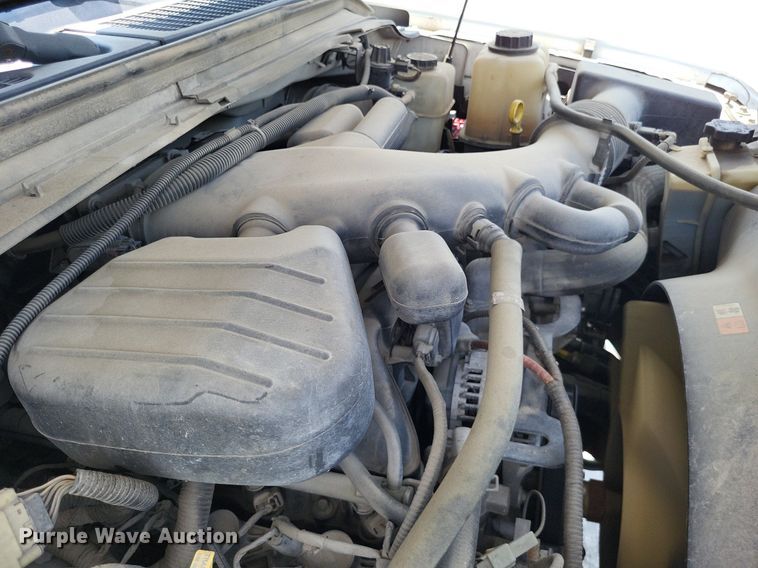 image for item LS9692 2010  Ford F250 Super Duty XL  SuperCab utility bed pickup truck