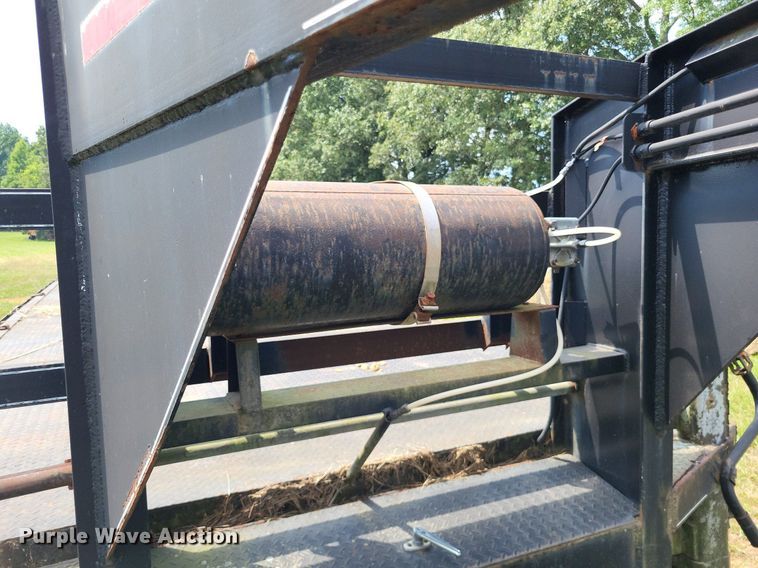 image for item LS9693 2011 Jerry James  flatbed trailer