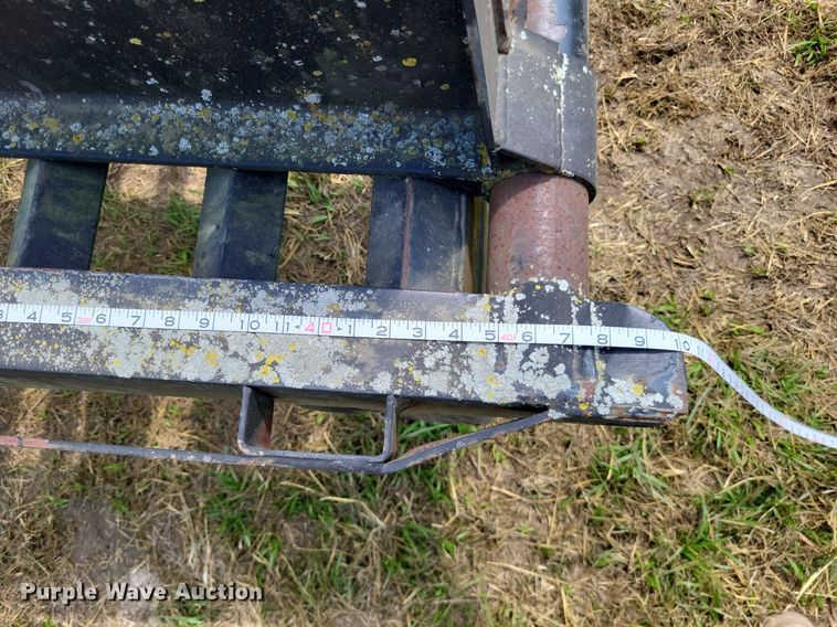 image for item LS9693 2011 Jerry James  flatbed trailer