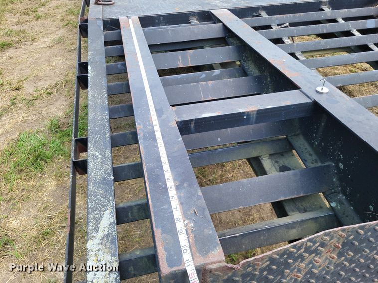 image for item LS9693 2011 Jerry James  flatbed trailer