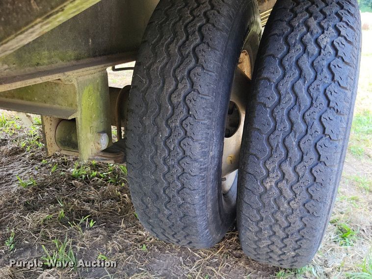 image for item LS9693 2011 Jerry James  flatbed trailer