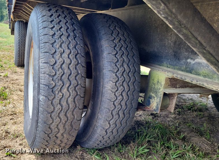 image for item LS9693 2011 Jerry James  flatbed trailer