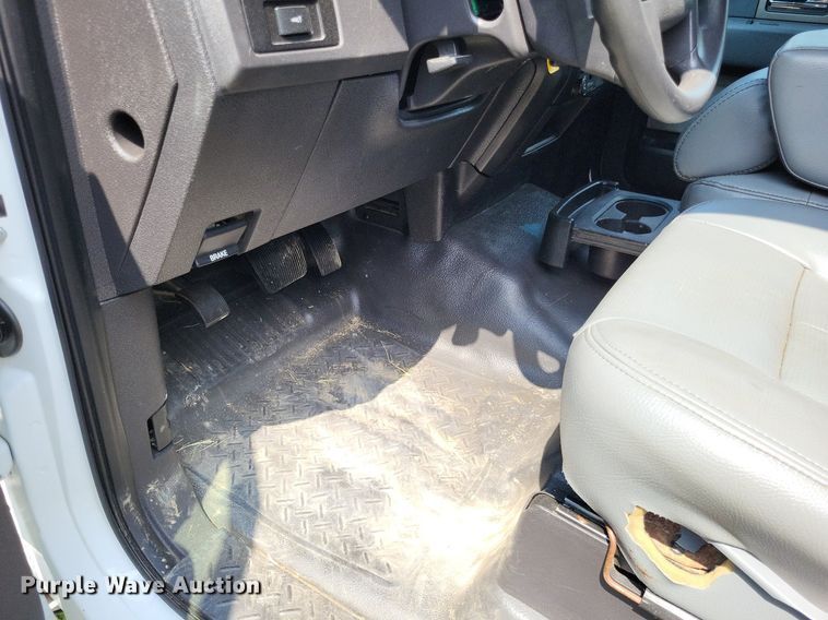 image for item LS9694 2011  Ford F150 XL  pickup truck