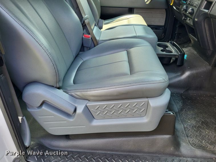 image for item LS9694 2011  Ford F150 XL  pickup truck