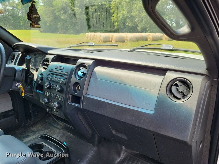 image for item LS9694 2011  Ford F150 XL  pickup truck