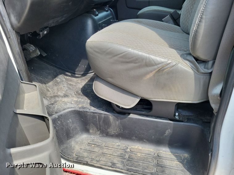 image for item LS9696 2016 Chevrolet 4500  van cab and chassis