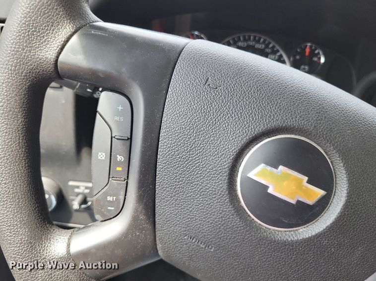 image for item LS9696 2016 Chevrolet 4500  van cab and chassis