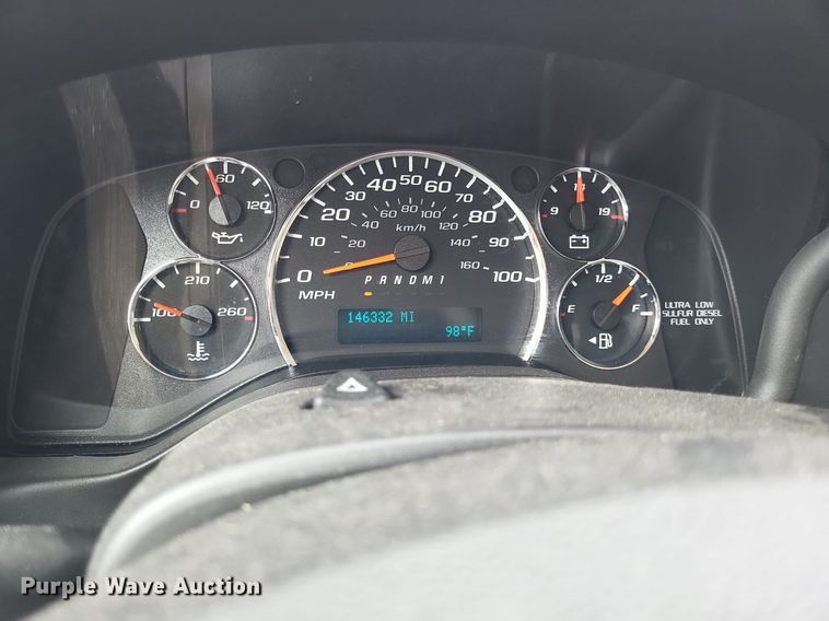 image for item LS9696 2016 Chevrolet 4500  van cab and chassis