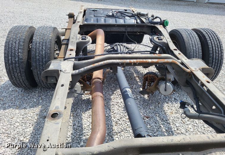 image for item LS9696 2016 Chevrolet 4500  van cab and chassis