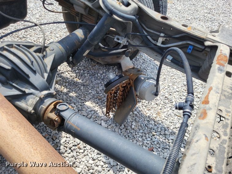 image for item LS9696 2016 Chevrolet 4500  van cab and chassis