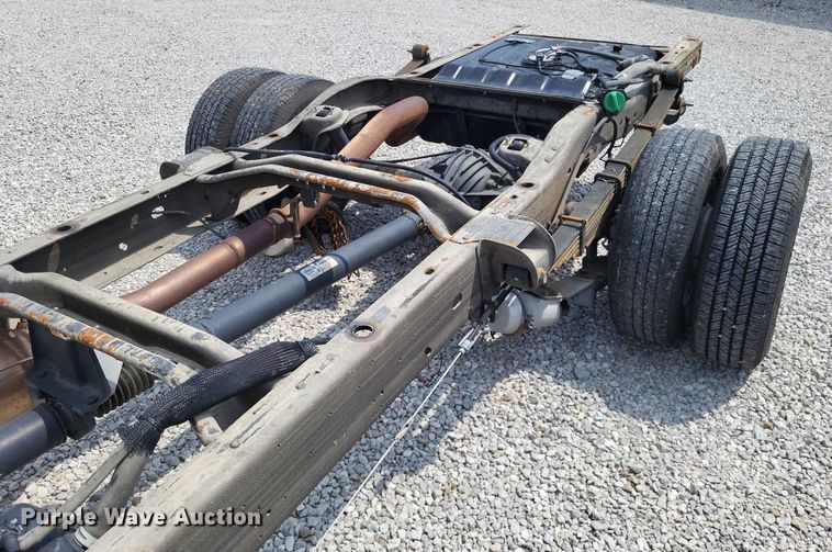 image for item LS9696 2016 Chevrolet 4500  van cab and chassis