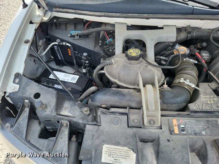 image for item LS9696 2016 Chevrolet 4500  van cab and chassis