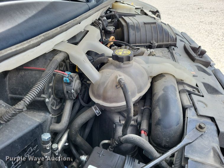 image for item LS9696 2016 Chevrolet 4500  van cab and chassis