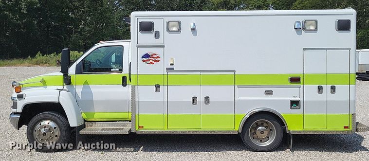 image for item LS9697 2008 GMC C4500  ambulance