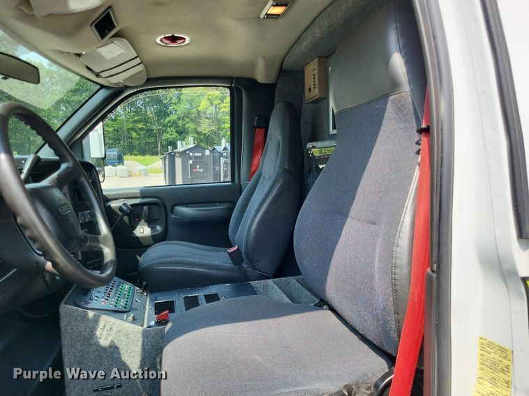 image for item LS9697 2008 GMC C4500  ambulance