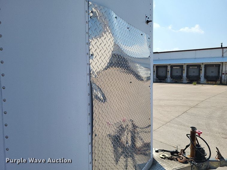 image for item LS9698 2006 Featherlite 4926-8628  enclosed cargo trailer