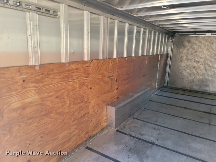 image for item LS9698 2006 Featherlite 4926-8628  enclosed cargo trailer