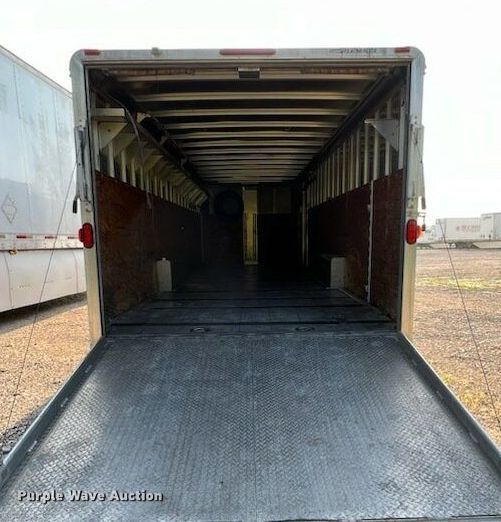 image for item LS9698 2006 Featherlite 4926-8628  enclosed cargo trailer