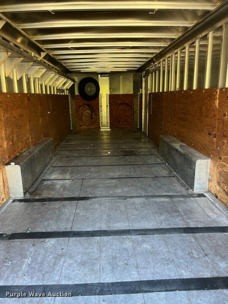 image for item LS9698 2006 Featherlite 4926-8628  enclosed cargo trailer