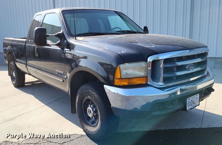 image for item LS9701 1999 Ford F250 Super Duty XLT  SuperCab pickup truck