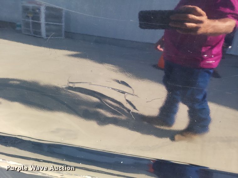 image for item LS9701 1999 Ford F250 Super Duty XLT  SuperCab pickup truck