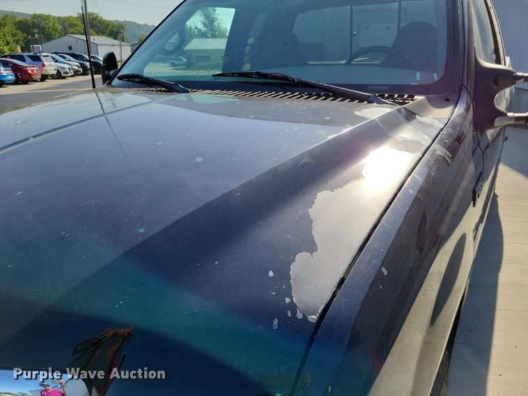 image for item LS9701 1999 Ford F250 Super Duty XLT  SuperCab pickup truck