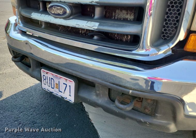 image for item LS9701 1999 Ford F250 Super Duty XLT  SuperCab pickup truck