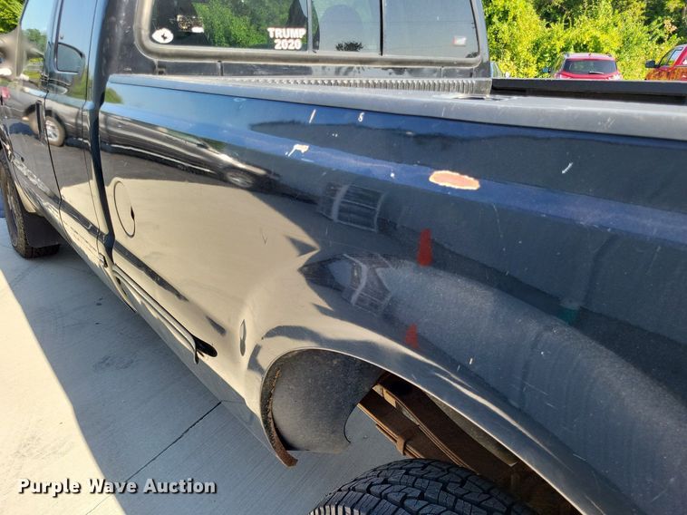 image for item LS9701 1999 Ford F250 Super Duty XLT  SuperCab pickup truck