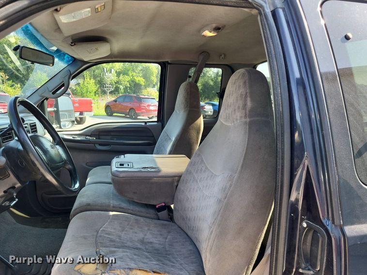 image for item LS9701 1999 Ford F250 Super Duty XLT  SuperCab pickup truck