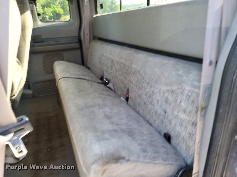 image for item LS9701 1999 Ford F250 Super Duty XLT  SuperCab pickup truck