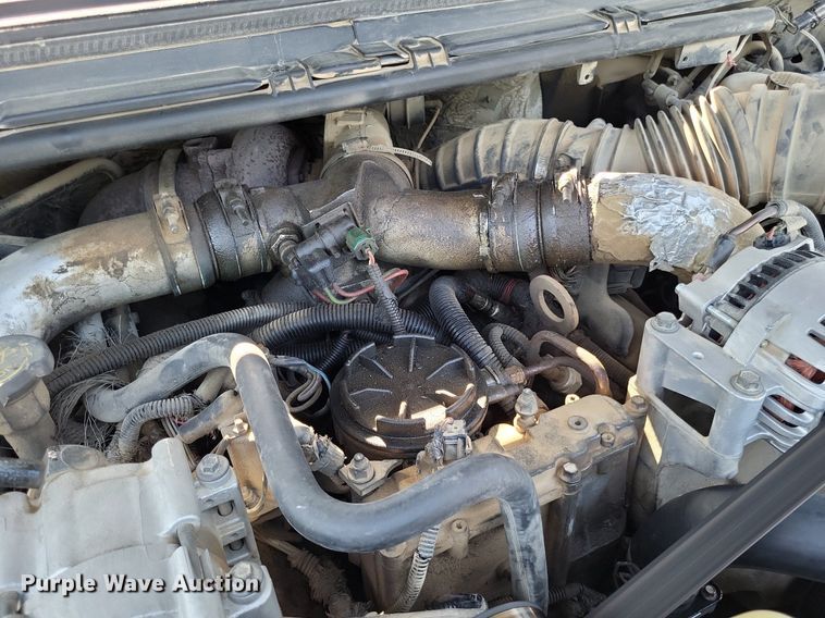 image for item LS9701 1999 Ford F250 Super Duty XLT  SuperCab pickup truck