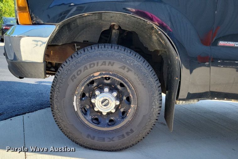 image for item LS9701 1999 Ford F250 Super Duty XLT  SuperCab pickup truck